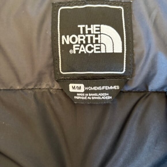 Women's North Face 700 Puffer Vest - Picture 4 of 8